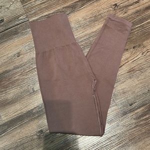 Cocoa color workout leggings